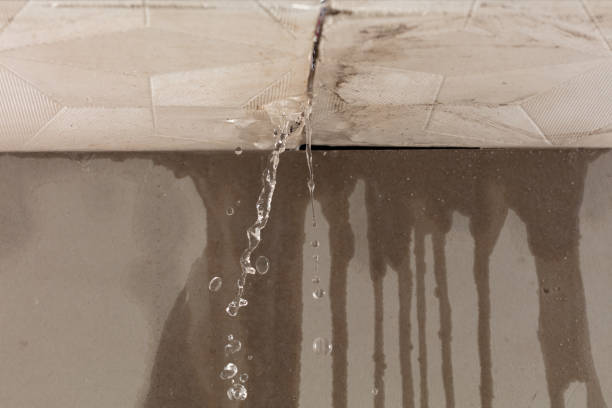 Professional Water Extraction technician working in Lancaster, CA